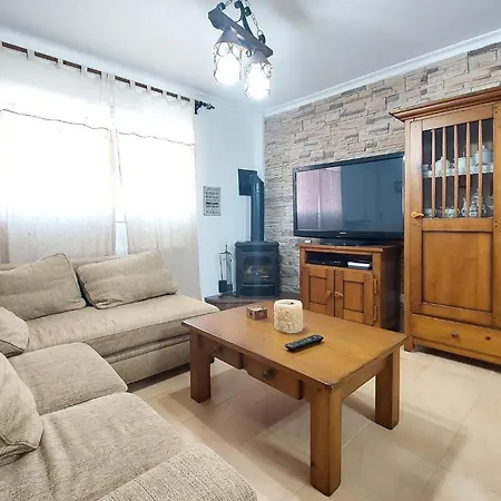 Holiday home Pet Friendly In With Wifi Gilet